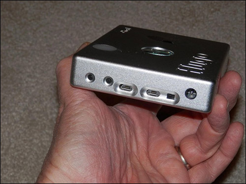left_side_controls_and_io_large copy.jpg left_side_controls_and_io_large copy.jpg
